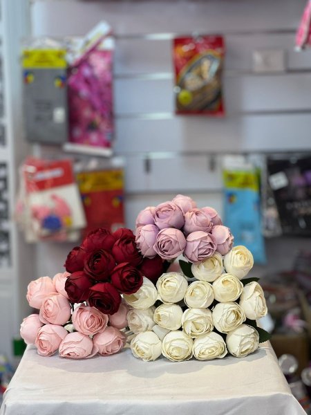 ورد جوري مسكر صغير